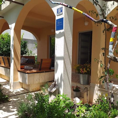 Apartment Kuca Merdzo أوروبيتش المظهر الخارجي الصورة